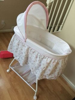Delta children's bassinet