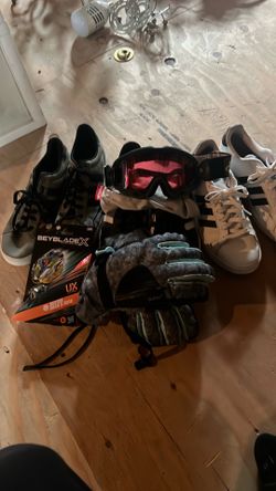 Size 10 adidas, bolle goggles and gloves