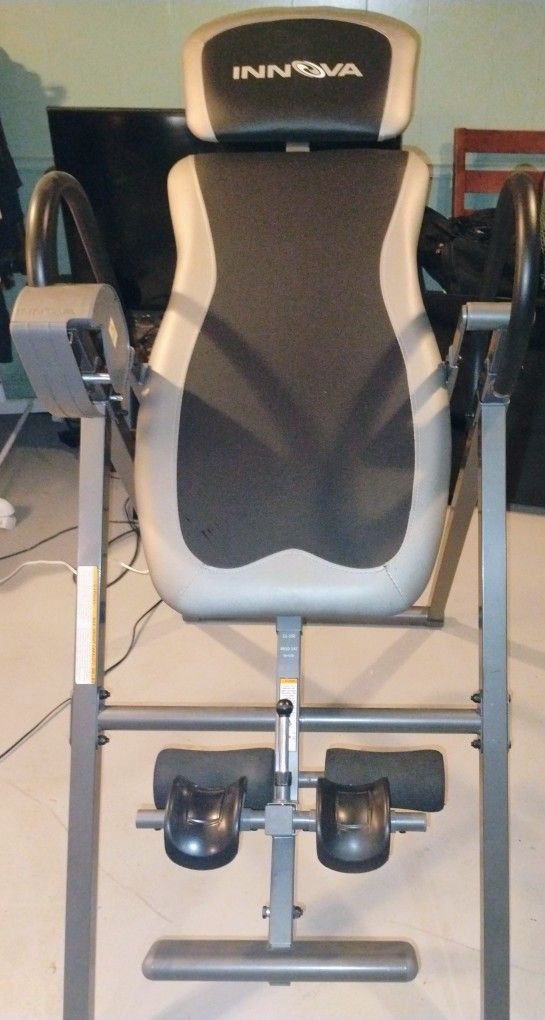 Innova Inversion Table