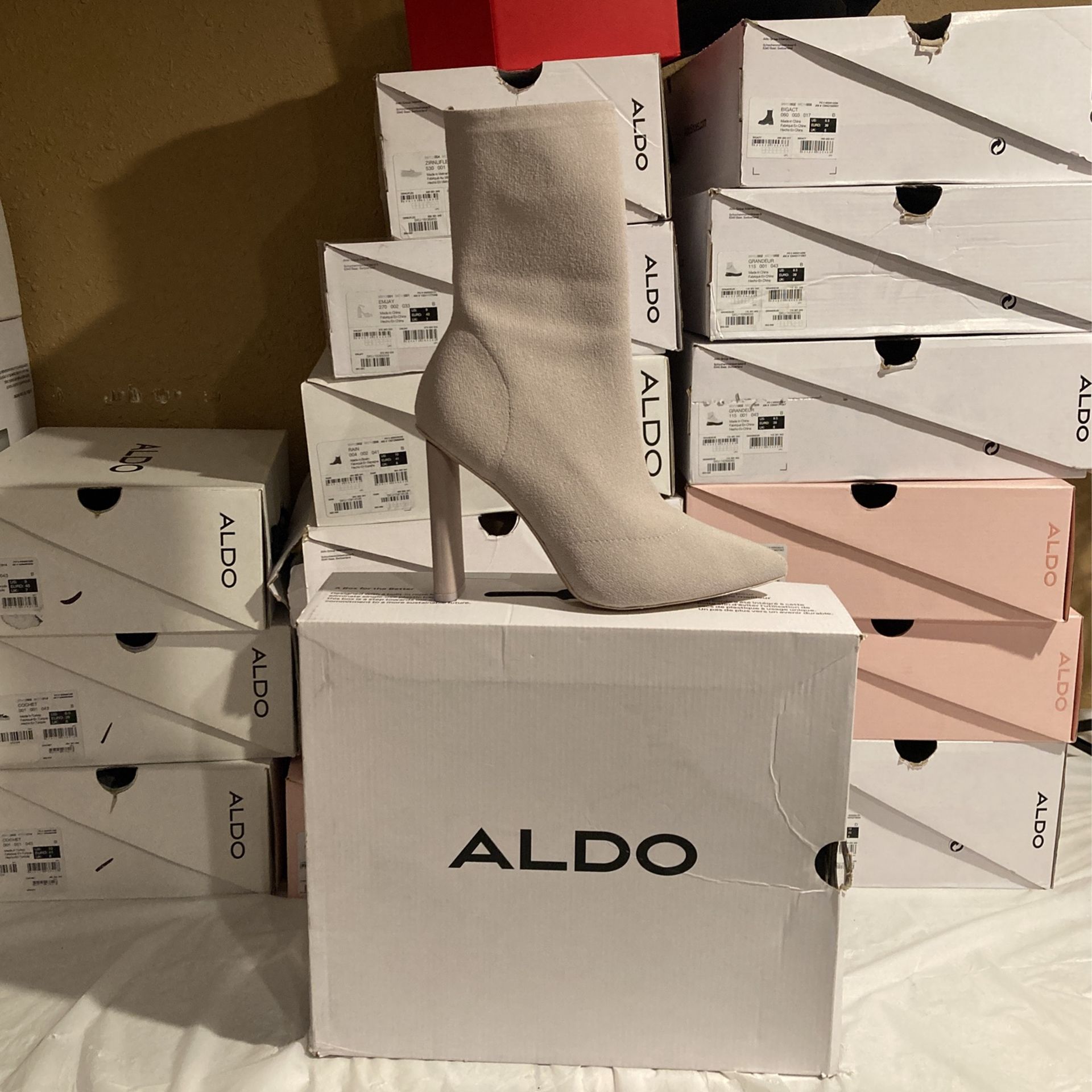 Aldo Women’s Boots Size 8.5