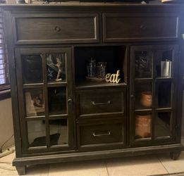 Dinning table and hutch