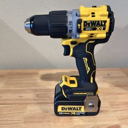 Dewalt 20v XR Brushless 1/2 in. Hammer/Drill (Tool Only)