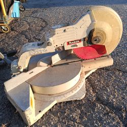 Makita Saw