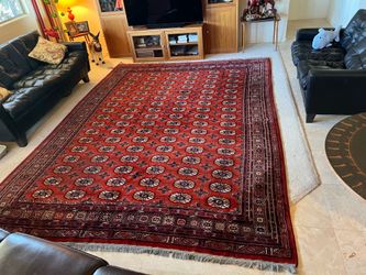 Exceptional hand knotted Kazakhstan Bukhara  wool rug, Red Field  11‘2“ by 8‘3“
