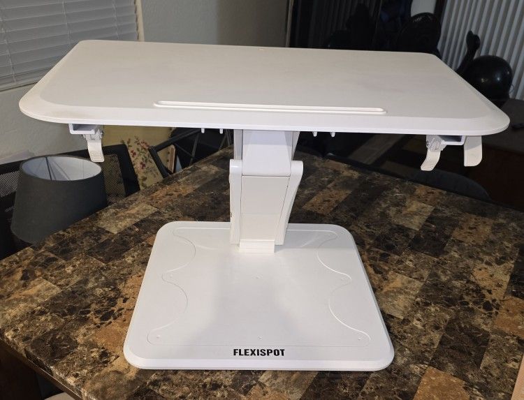 Flexispot Adjustable Height Sit / Stand Desktop
