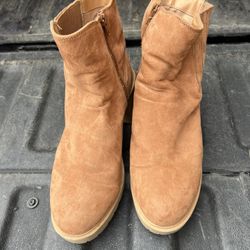 Chunky Rubber Lug Sole Heel Leather Boots Women's Size 11  