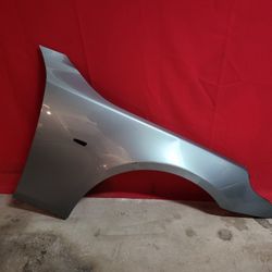 2004 - 2010 Bmw/530i Fender OEM Passenger Side 