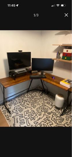 LOW PRICE MOVING - NEW CORNER DESK + EXTENSION