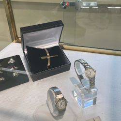 Cartier 18kt Gold Bracelet With Driver