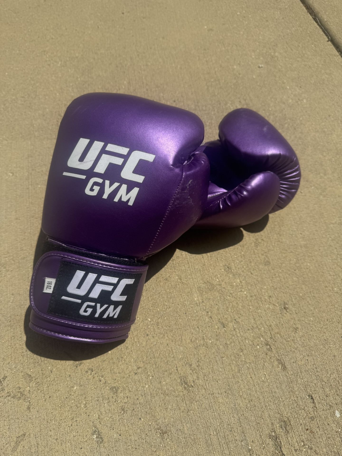 Women’s Boxing Gloves