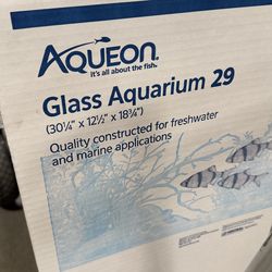 Glass Aquarium 29 gal 30”x12”x18”