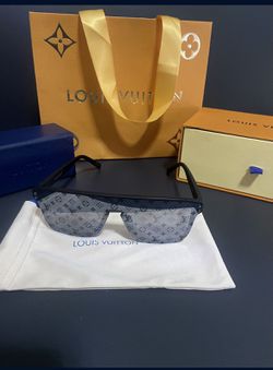 Louis Vuitton Men's Sunglasses for sale in Chihuahua, Chihuahua