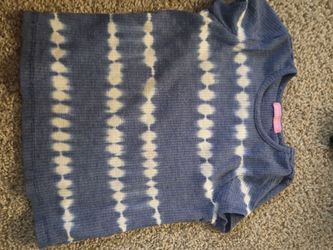 Girls tye dye shirt