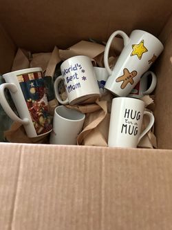 Box of assorted Coffee Mugs (11 mugs)
