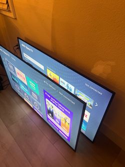 🔥🔥 MOVING – 2x 50” onn. 4K Roku Smart TVs + Wall Mounts – $240 FOR BOTH! 📺📺🔥🔥