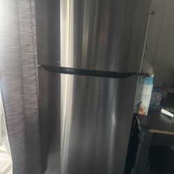 LG Fridge 