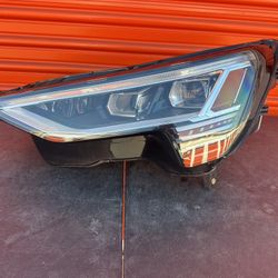 2019-2023 AUDI E-TRON FRONT LEFT DRIVER SIDE LED HEADLIGHT  ( Complete )  OEM 