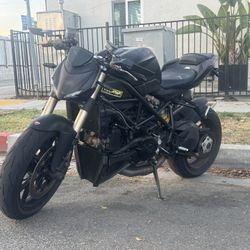 2013 Ducati Street fighter 848 - Clean Title In Hand