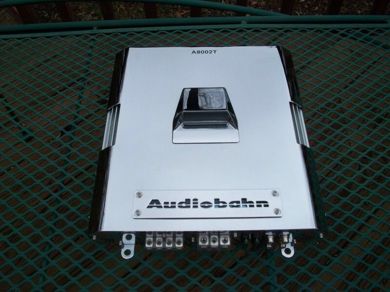Audiobahn A8002T Amp-800watts RMS