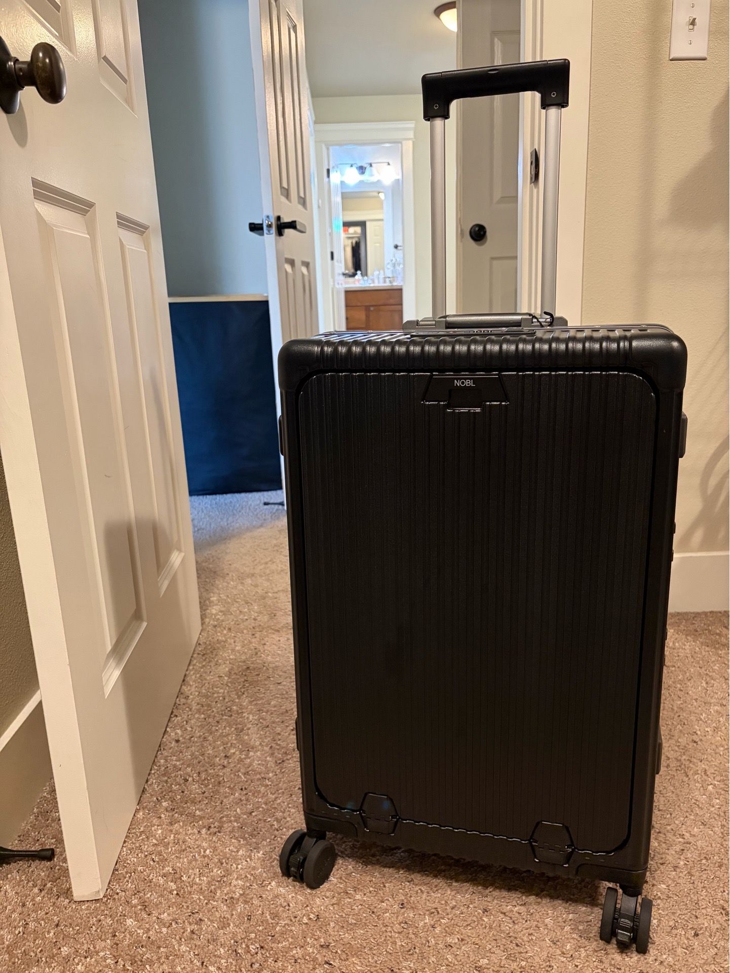 Nobl Luggage Set