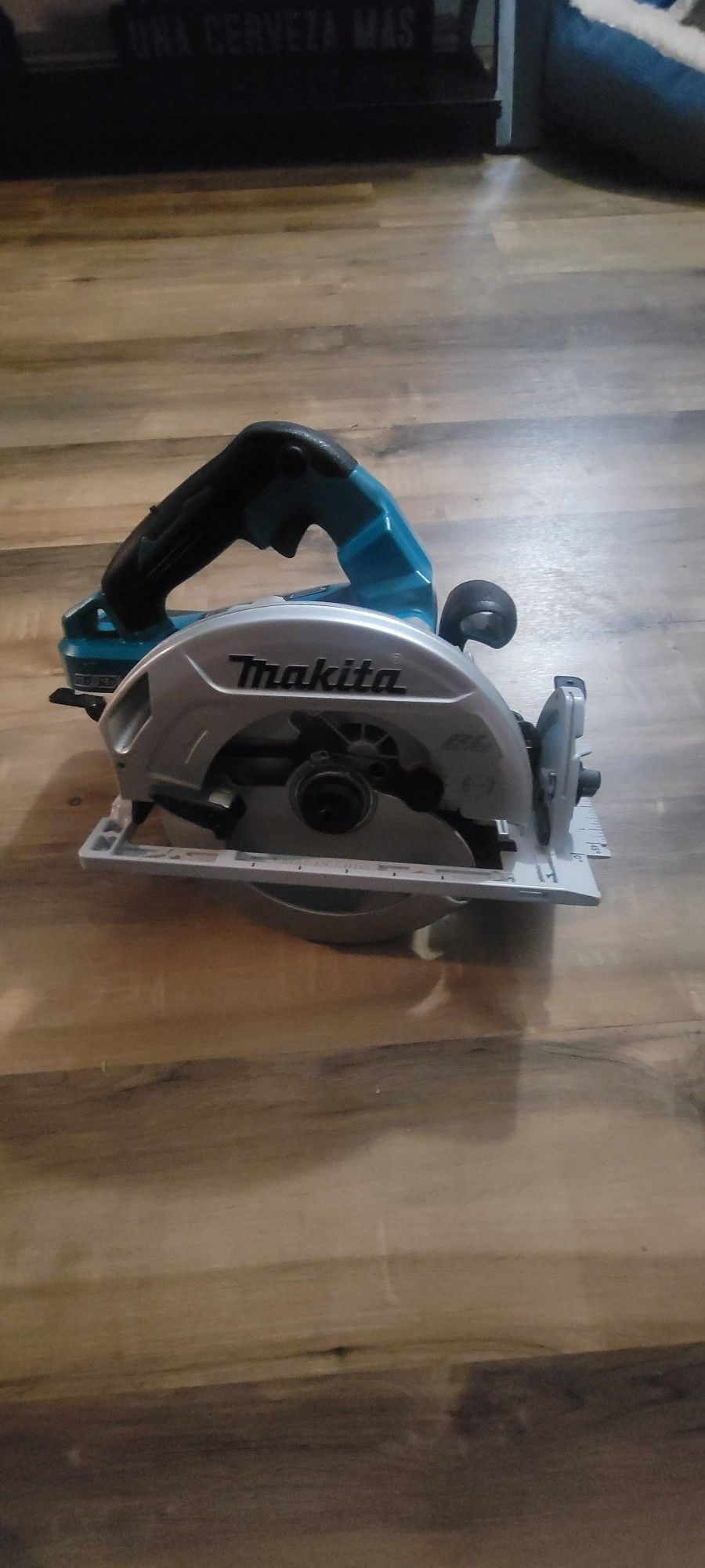 Makita skilsaw 36v