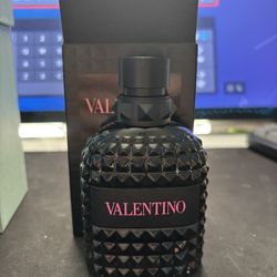 Valentino Intense 