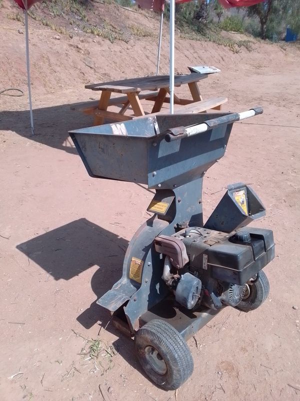 Duerr wood chipper for Sale in Hemet, CA OfferUp