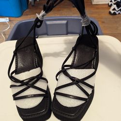 New Women's Size 10.5 (41) Platform Wedges