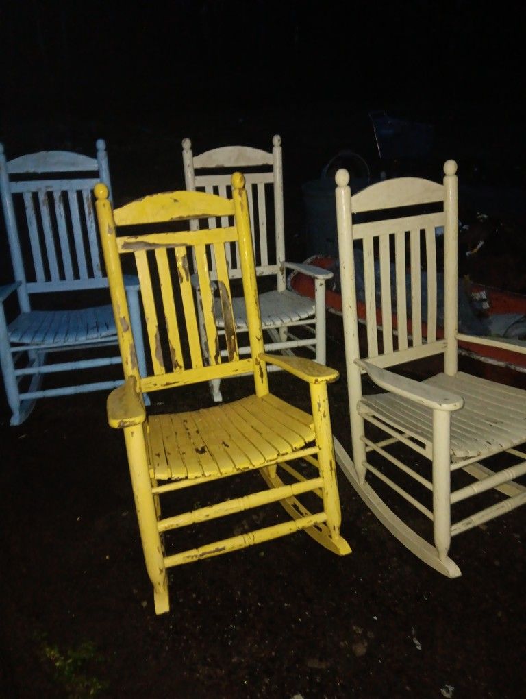 Outdoor Rocking Chairs