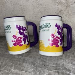 disneyland new orleans 2 plastic mugs cups With Lid