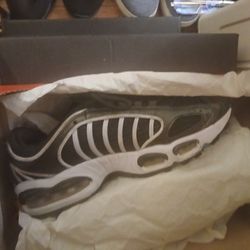 Nike Read DESCRIPTION 👇