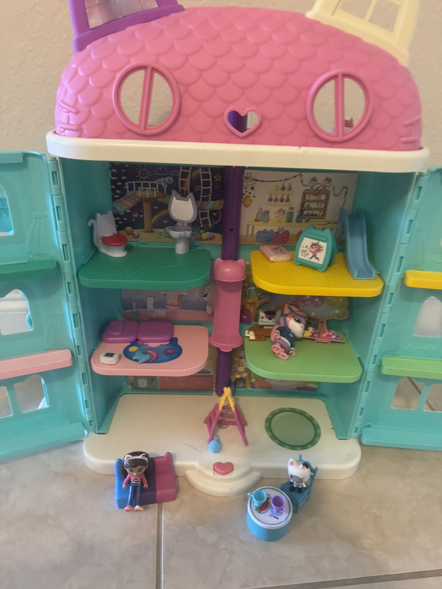 Gaby’s Dollhouse