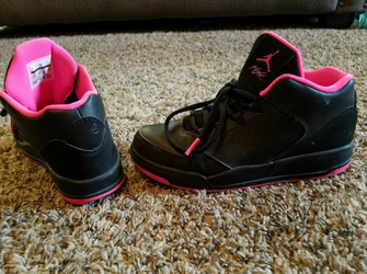 Jordan's girls size 3