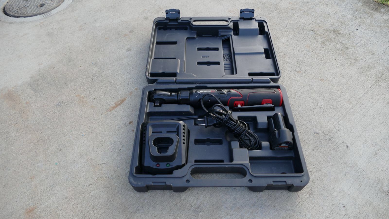 EARTHQUAKE XT 12V Max Lithium 3/8 In. Cordless Xtreme Torque Ratchet