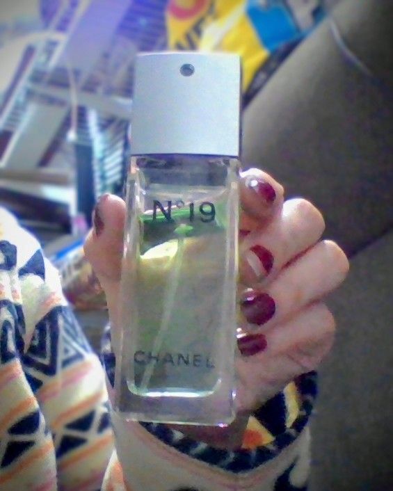 Chanel Perfume NO.19 50ML