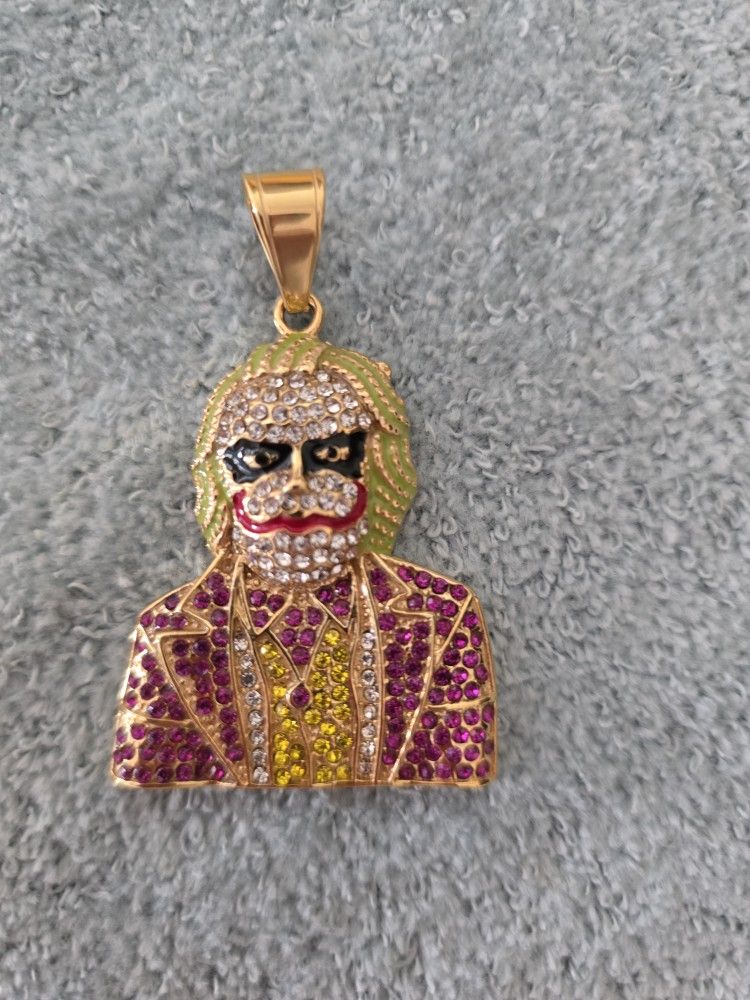 Joker Pendant With Diamonds And Colors 14k