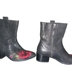 Sheridan Mia Shallot Western Floral Embroidered Bootie,, Size 37