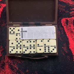 Dominos Set