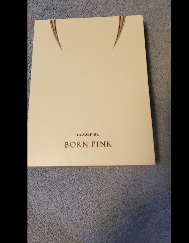Blackpink- born pink