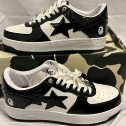 A Bathing Ape Bapesta “ Black And White “ Patent Leather Low Top Bape Shoes  - Size 8.5 Men’s NEW w/ BOX