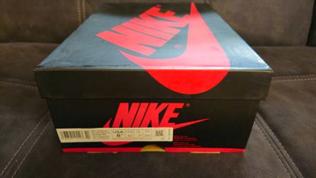 Jordan 1 Court Purple size 8.5 $100