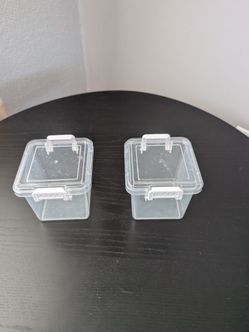 Small Clear Plastic Containers with Latch Lids – Set of 2
