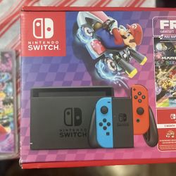 Nintendo Switch Mario Kart Bundle ! ( Like New Conditions ) 