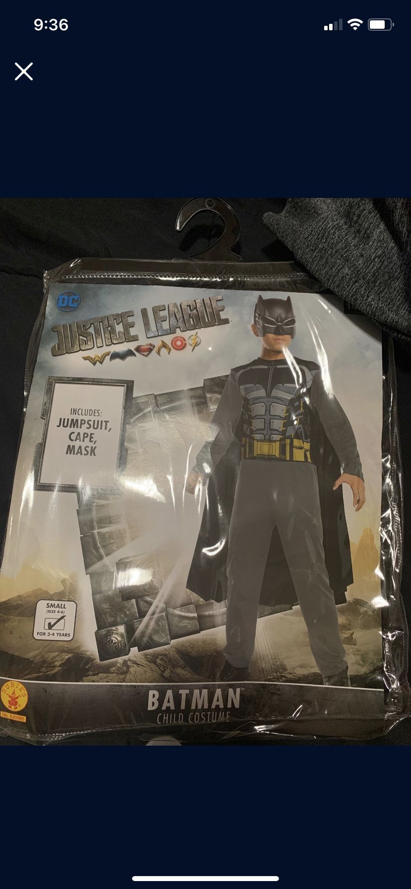 Batman costume. Size 4-6.