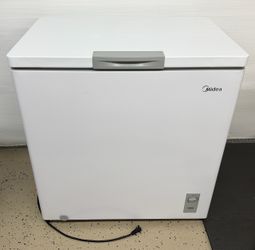 Midea 7.0 cu. Ft. Chest Freezer