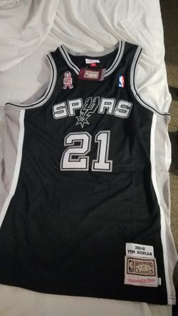 Brand New Retro Tim Duncan Championship Jersey . Tags still On