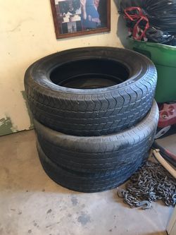 Used tires 275/60/20 4 fair condition