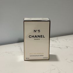 CHANEL NUM.5 Brand New Fragance 