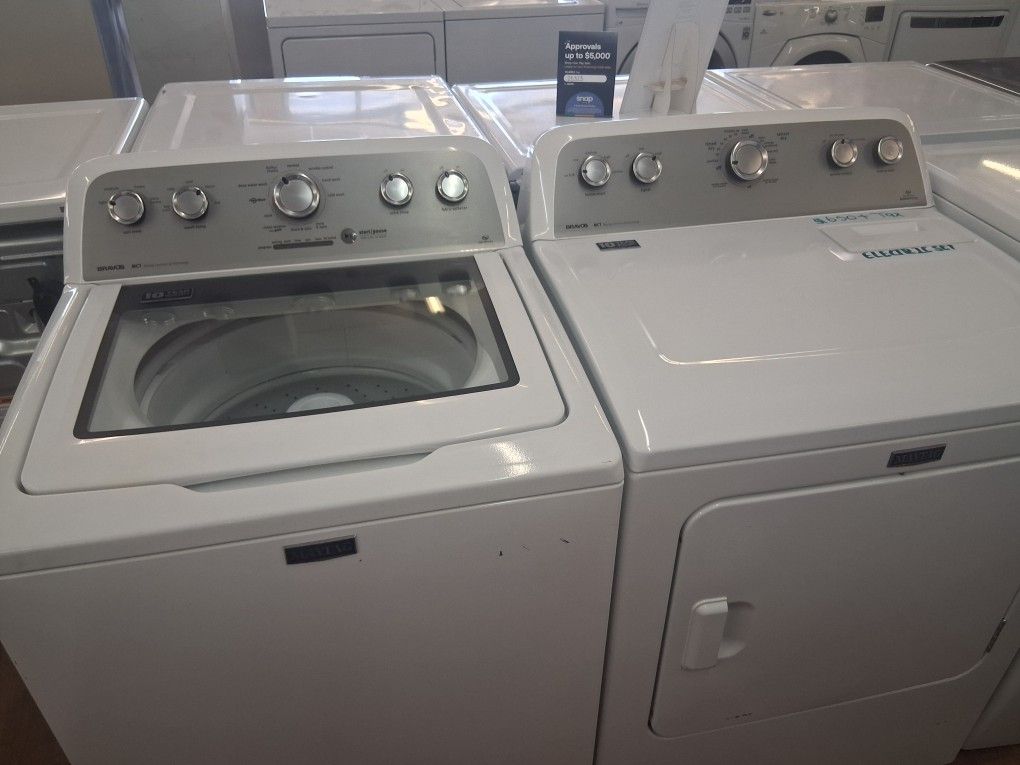 Maytag Topload Electric Set
