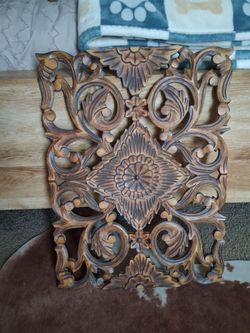 Wooden wall plaque